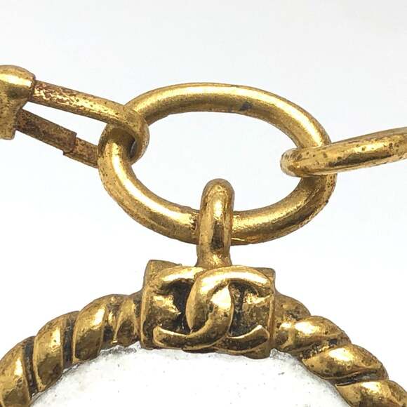Chanel Vintage Magnifying Glass Pendant #228850C93B - Picture 4 of 9